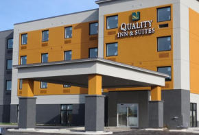 Гостиница Quality Inn & Suites Kingston  Кингстон